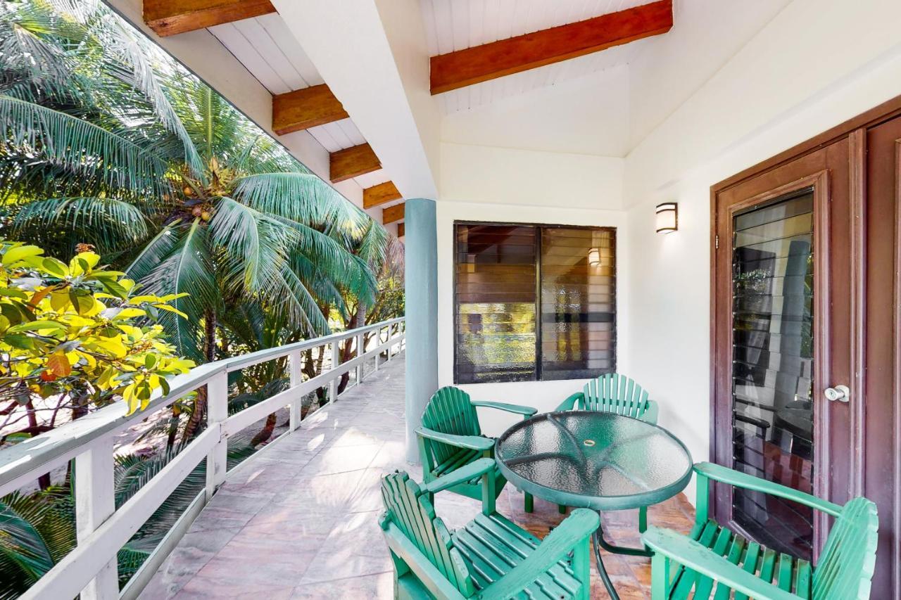 Condo #27 @ Beachside Villas Dangriga Exteriér fotografie