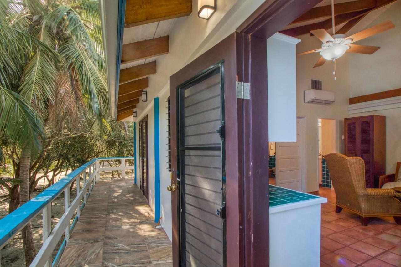 Condo #27 @ Beachside Villas Dangriga Exteriér fotografie